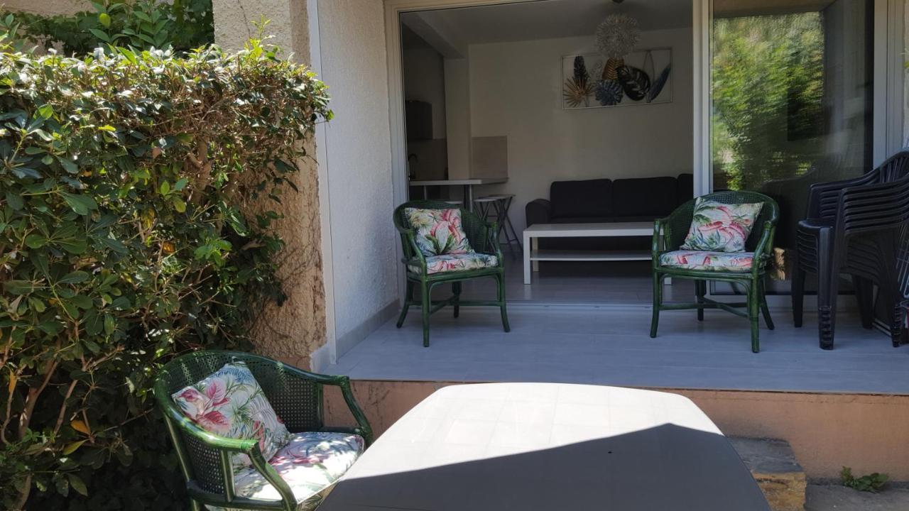 Collioure Beach Haven: Private Garden & Secure Parking Exterior photo